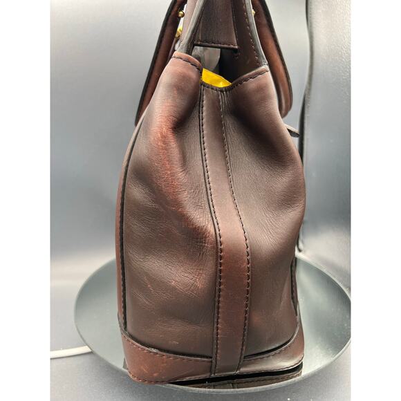 LOEWE Turnlock, Stunning Handbag - Picture 7 of 16